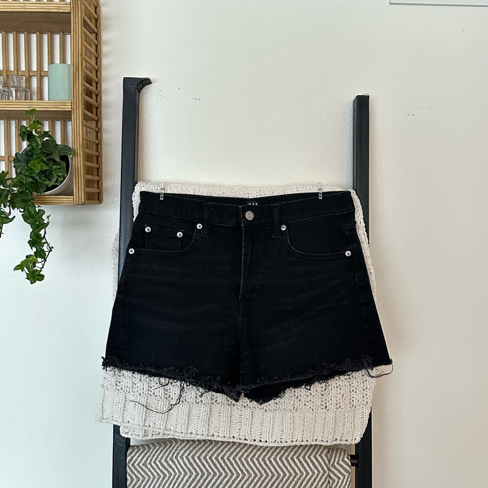 Gap Black Distressed Edge Jean Shorts